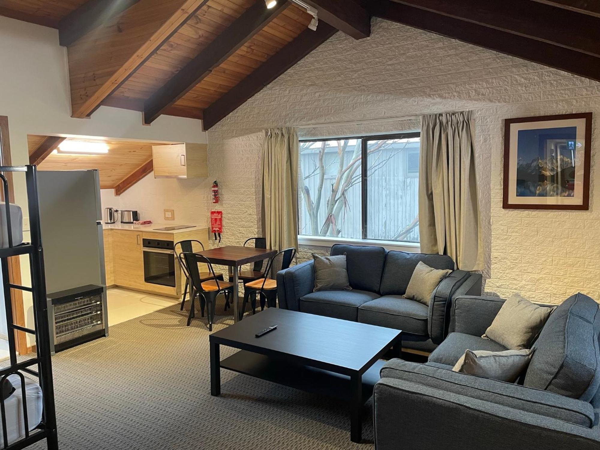 Alpine Retreat Mt Buller Hotel Маунт Булер Екстериор снимка